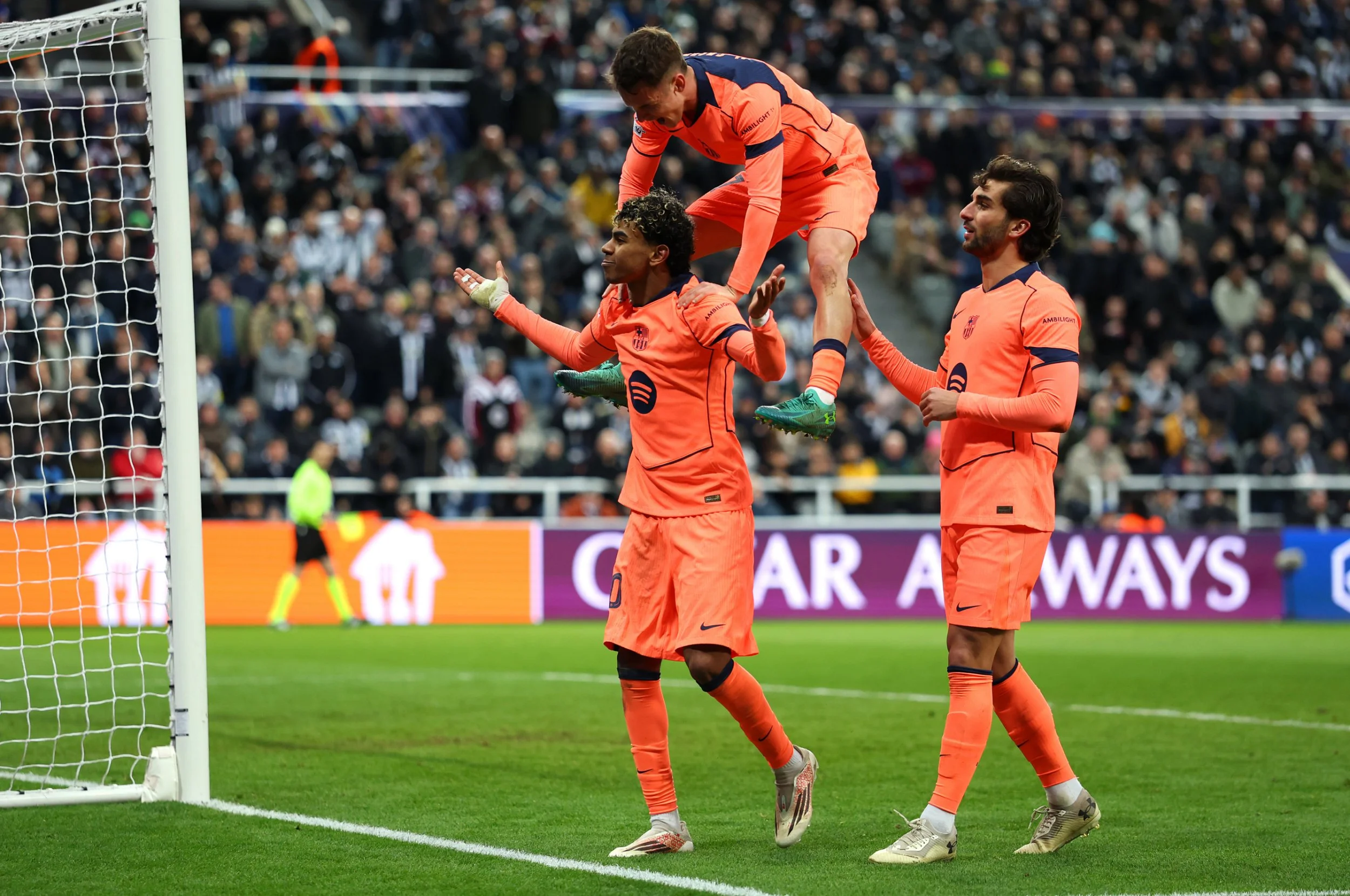 NEWCASTLE UPON TYNE, ENGLAND - MARCH 10: Lamine Yamal of Barcelona celebrates scoring his team's first goal from the penalty spot during the UEFA Champions League 2025/26 Round of 16 First Leg match between Newcastle United FC and FC Barcelona at St James' Park on March 10, 2026 in Newcastle upon Tyne, England. (Photo by Molly Darlington/Copa/Getty Images)