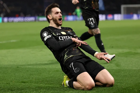 TOPSHOT-FBL-EUR-C1-PSG-CHELSEA